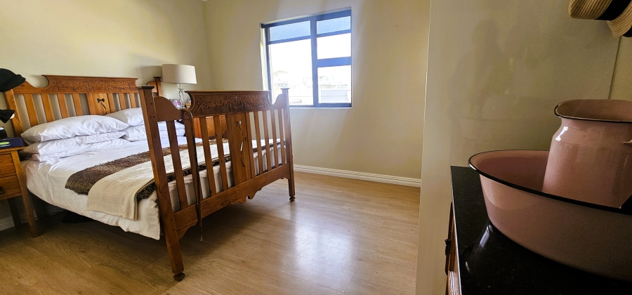 3 Bedroom Property for Sale in Myburgh Park Western Cape